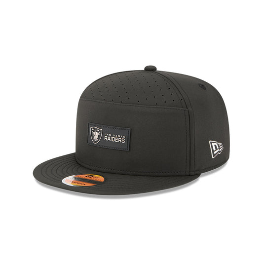 Las Vegas Raiders New Era 2025 Sideline Split Panel 9FIFTY Snapback Hat - Black