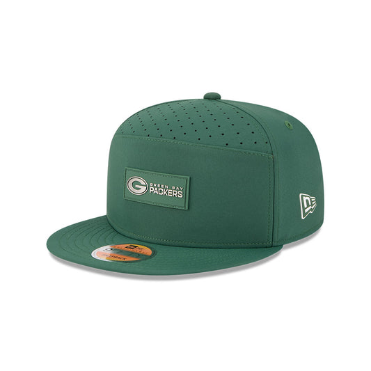 Green Bay Packers New Era 2025 Sideline Split Panel 9FIFTY Snapback Hat - Green