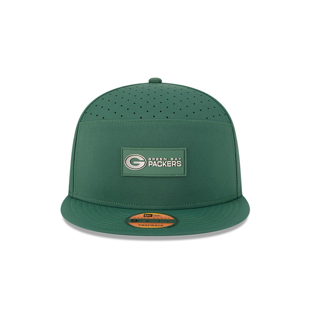 Green Bay Packers New Era 2025 Sideline Split Panel 9FIFTY Snapback Hat - Green