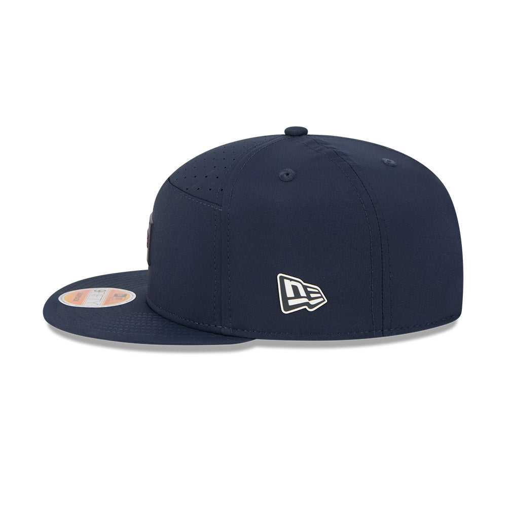 Chicago Bears New Era 2025 Sideline Split Panel 9FIFTY Snapback Hat - Navy