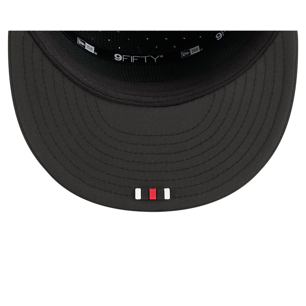 San Francisco 49ers New Era 2025 Sideline Split Panel 9FIFTY Snapback Hat - Black