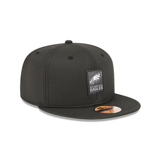 Philadelphia Eagles New Era 2025 Official NFL Sideline 59FIFTY Fitted Hat - Black