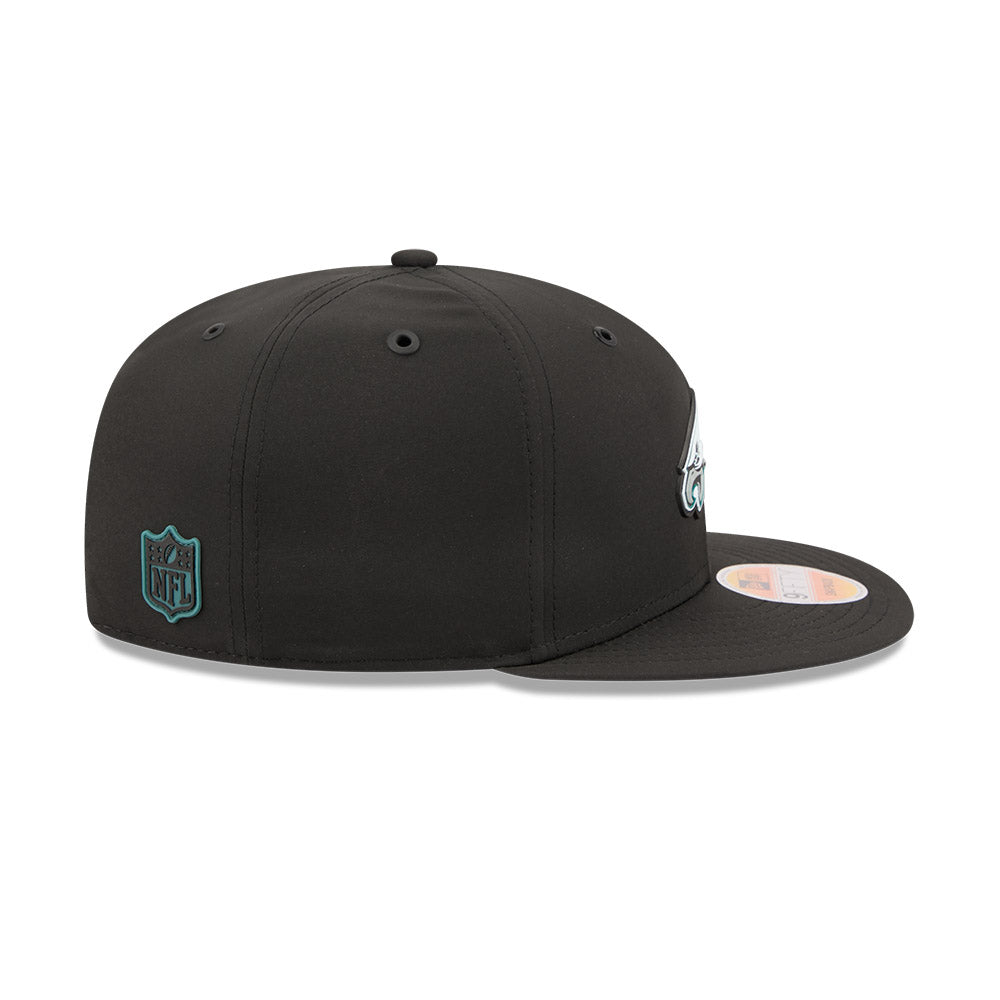 Philadelphia Eagles New Era 2026 NFL Sideline 9FIFTY Snapback Hat - Black