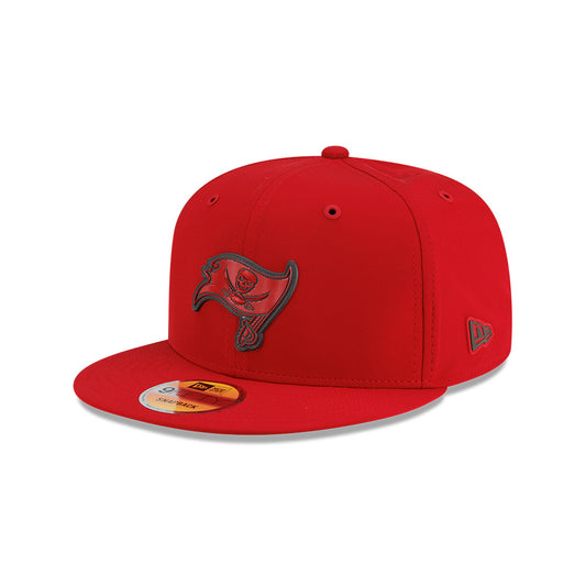 Tampa Bay Buccaneers New Era 2026 NFL Sideline 9FIFTY Snapback Hat - Red