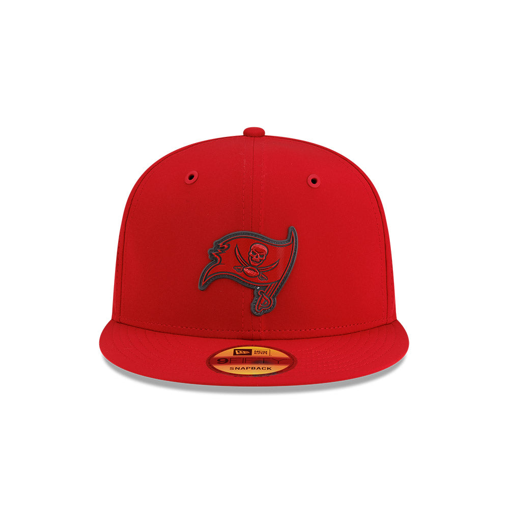 Tampa Bay Buccaneers New Era 2026 NFL Sideline 9FIFTY Snapback Hat - Red