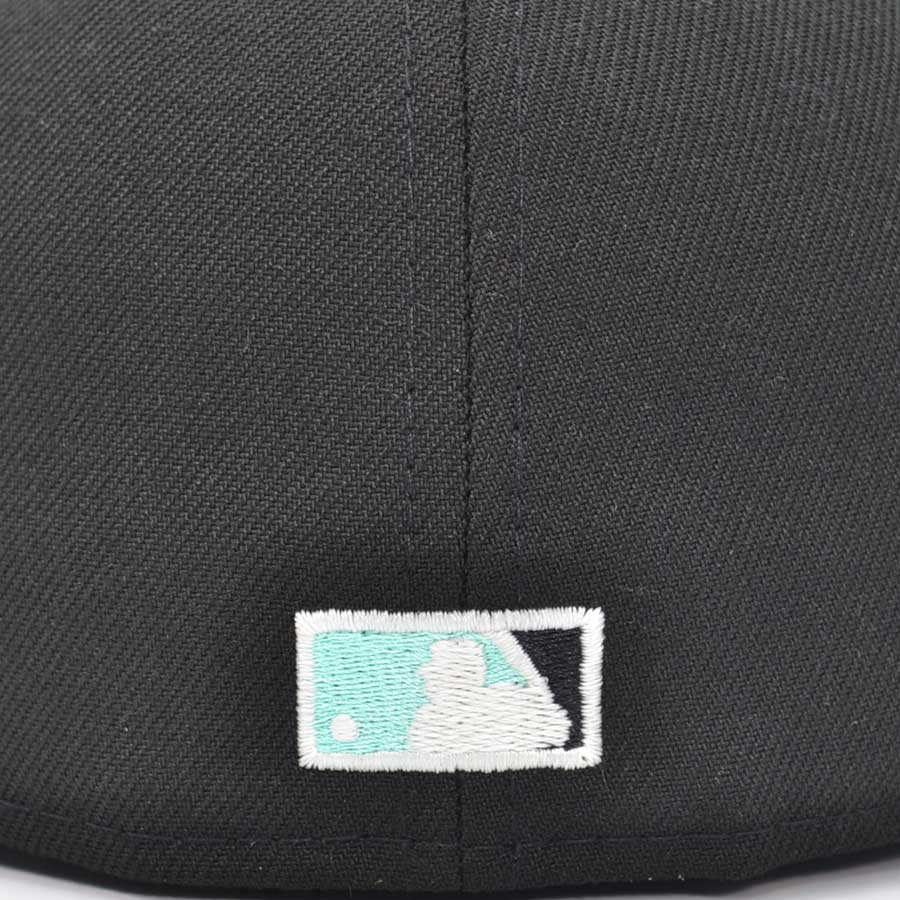 Toronto Blue Jays "SONG BIRD" Exclusive New Era 59Fifty Fitted Hat - Black