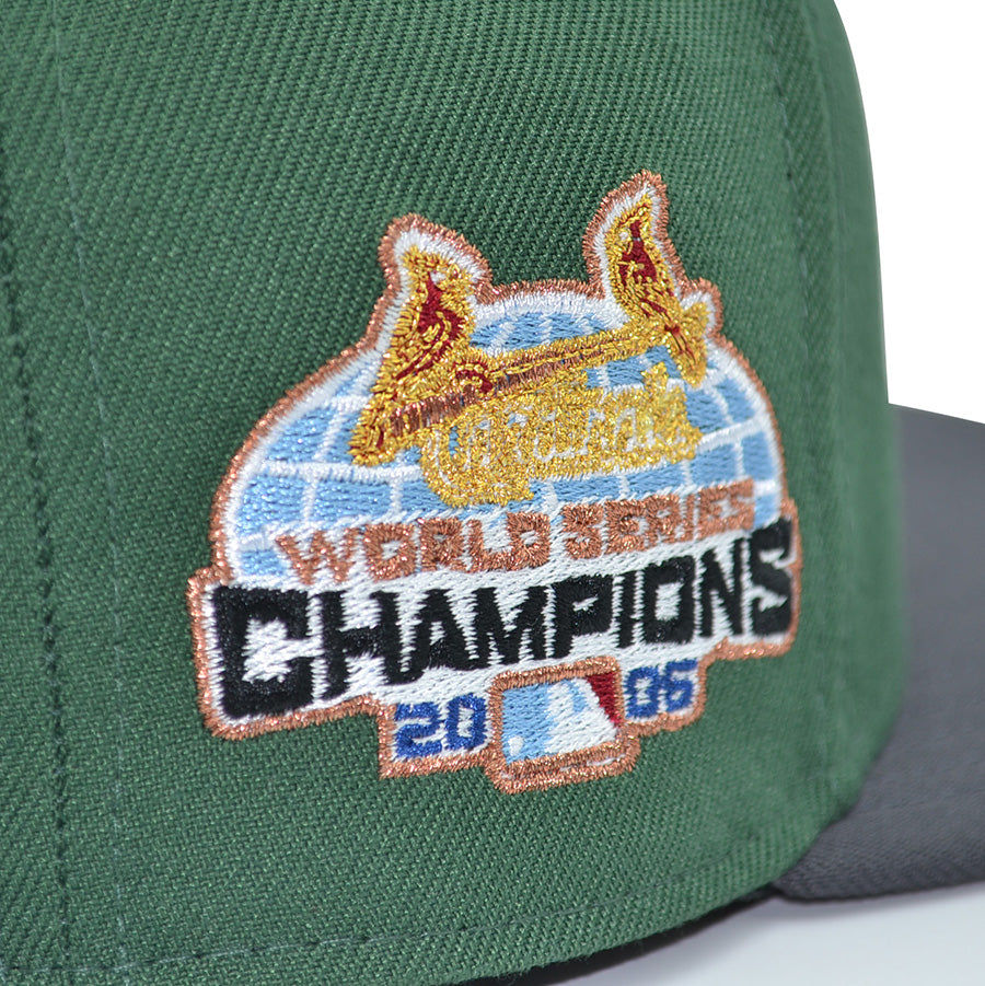 St.Louis Cardinals "BACKYARD BIRDS" Exclusive New Era 59Fifty Fitted Hat - Cilantro/ Dark Graphite