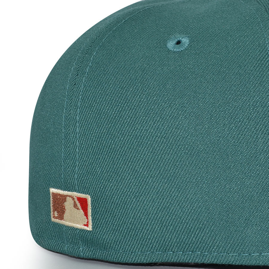 Washington Nationals "DISTRICT XMAS" Exclusive New Era 59Fifty Fitted Hat - Pine Needle/Walnut