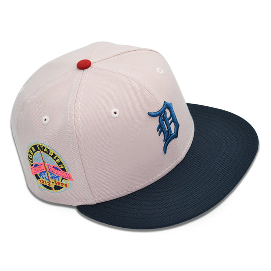Detroit Tigers "DARK MAGICIAN GIRL" Exclusive New Era 59Fifty Fitted Hat - Pink/Black