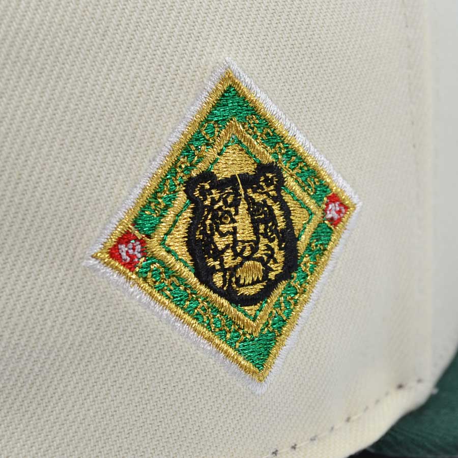 Detroit Tigers "GOLDEN TIGER" Exclusive New Era 59Fifty Fitted Hat - Chrome/Emerald Green