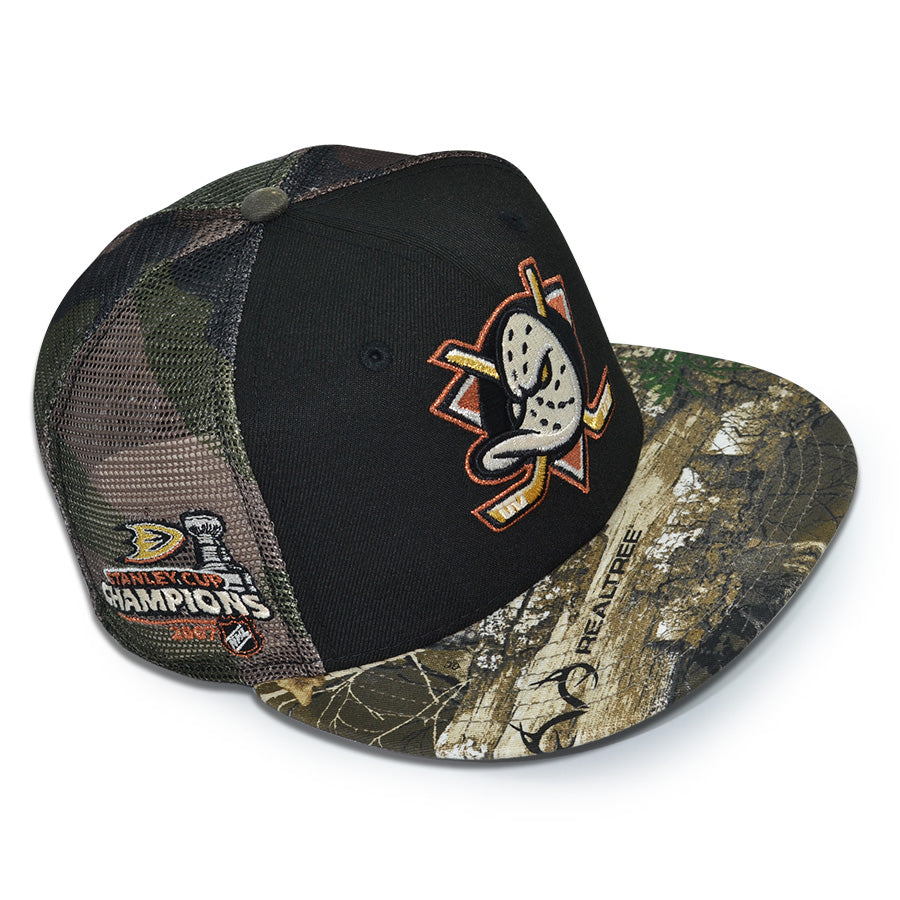 Anaheim Ducks "DUCK'S ESCAPE" Exclusive New Era 59Fifty Fitted Hat - Black/Real Tree/Woodland Camo Mesh