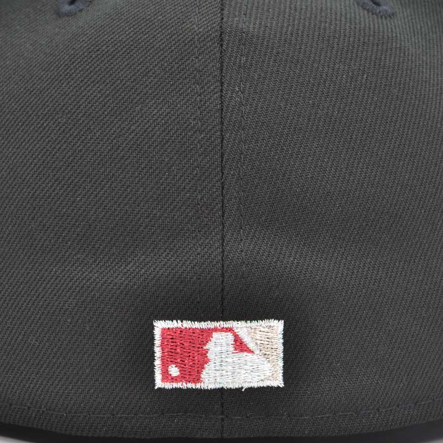 Houston Astros "04 CHAMPIONSHIP BELT" Exclusive New Era 59Fifty Fitted Hat - Black/Emerald