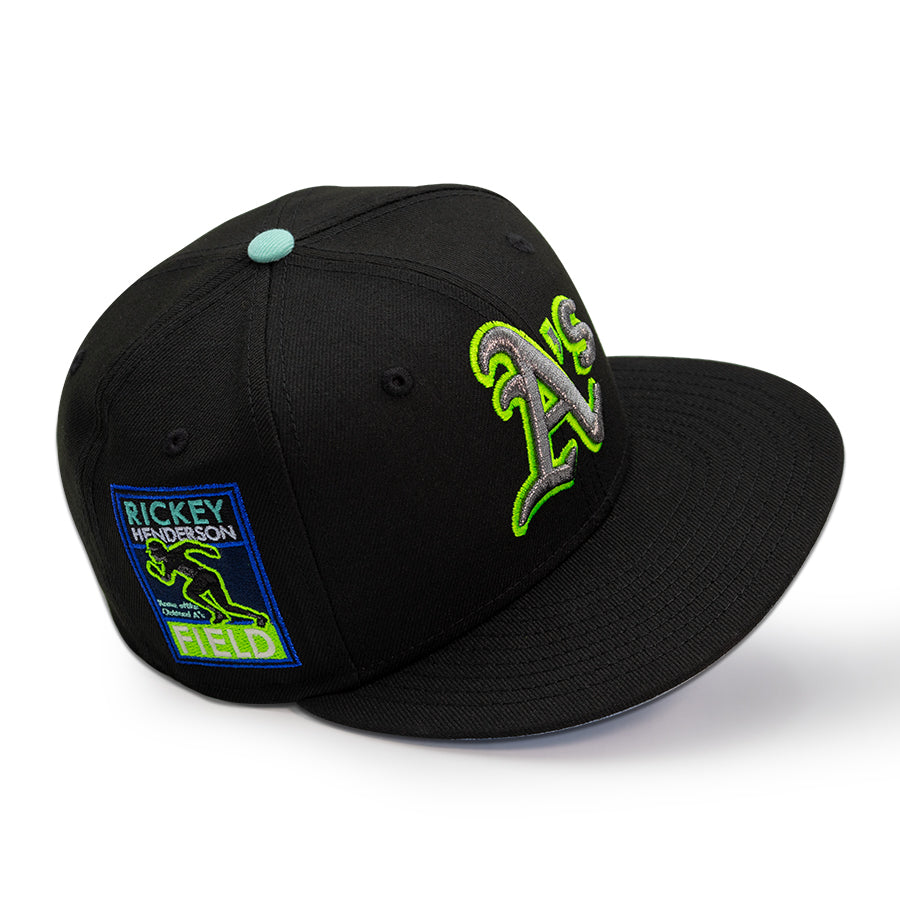 Oakland Athletics "ALIEN" Exclusive New Era 59Fifty Fitted Hat - Black