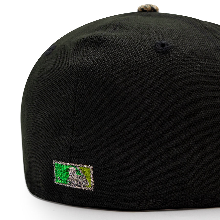 Chicago Cubs "BEAR NECESSITIES" Exclusive New Era 59Fifty Fitted Hat - Black