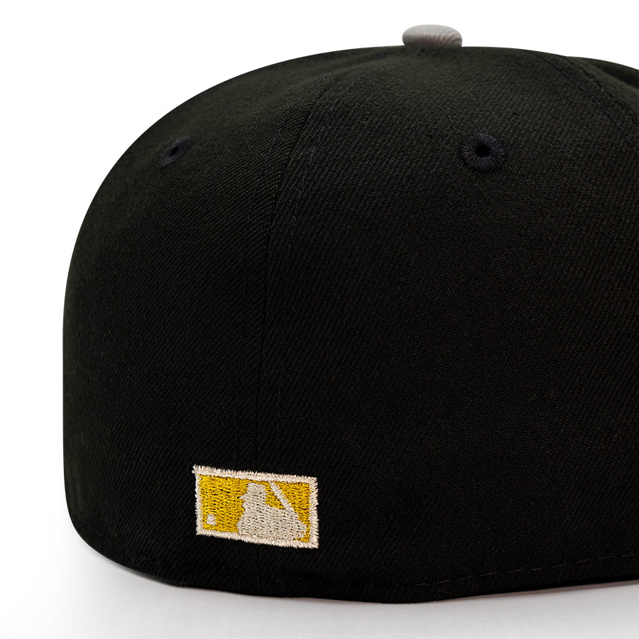 Houston Astros "GOLDEN TOUCH" Exclusive New Era 59Fifty Fitted Hat - Black/Graphite