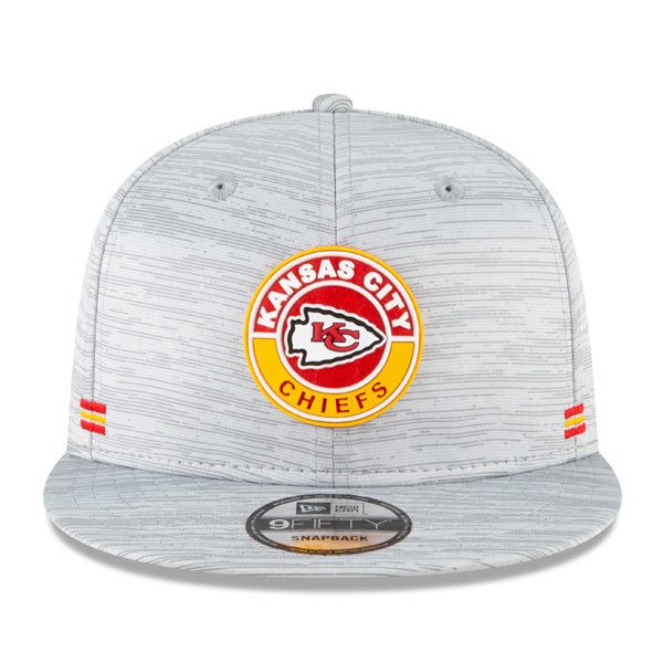 Kansas City Chiefs New Era 2020 NFL Sideline Official 9FIFTY Snapback Hat - Gray