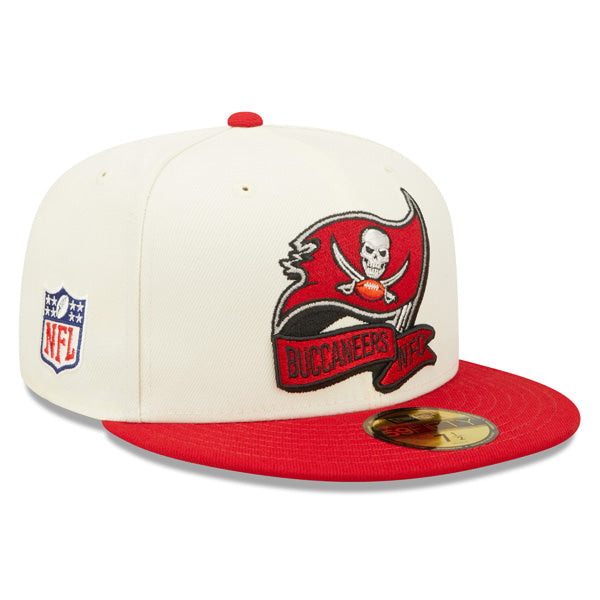 Tampa Bay Buccaneers New Era 2022 NFL Sideline 59FIFTY Fitted Hat - Chrome/Red