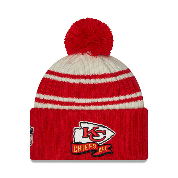 Kansas City Chiefs New Era 2022 Sideline Sport Cuffed Pom Knit Hat - Cream/Red