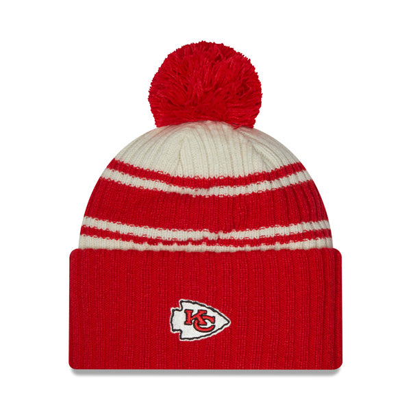 Kansas City Chiefs New Era 2022 Sideline Sport Cuffed Pom Knit Hat - Cream/Red