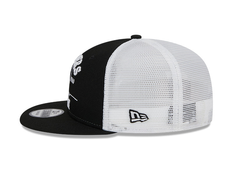 Las Vegas Raiders NFL New Era THE CLUB TRUCKER 9Fifty Snapback Mesh Hat - Black/White