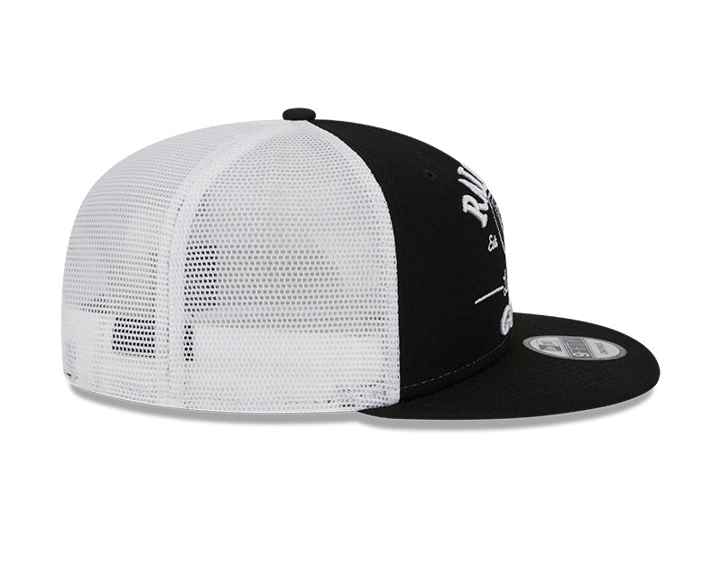 Las Vegas Raiders NFL New Era THE CLUB TRUCKER 9Fifty Snapback Mesh Hat - Black/White