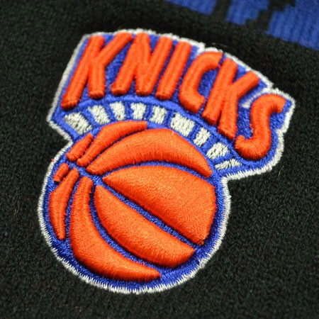 New York Knicks WINTER TIDE KNIT New Era Cuffed Pom NBA Hat