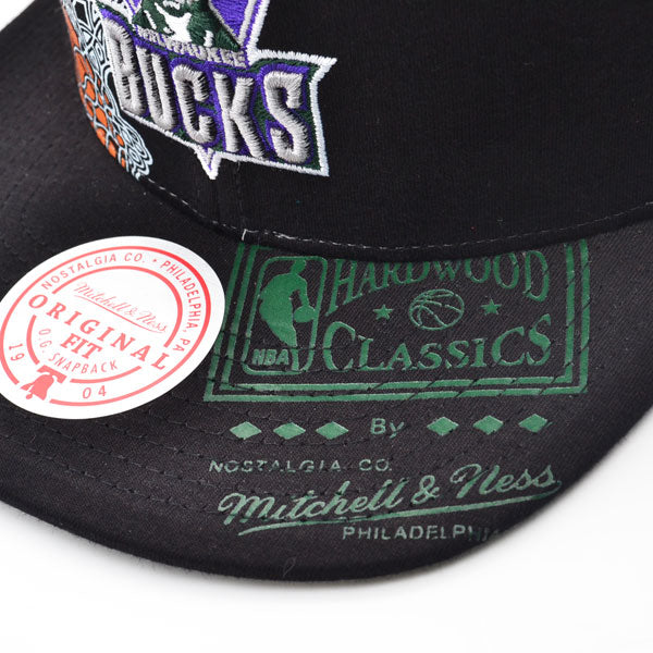 Milwaukee Bucks Mitchell & Ness SUPER REMIX Snapback Hat - Black/Green