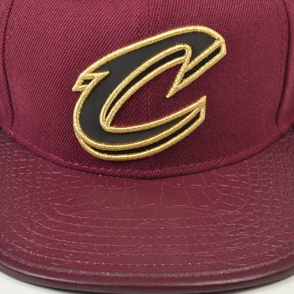 Cleveland Cavaliers Logo Burgundy/Gold Strapback Pro Standard NBA Hat