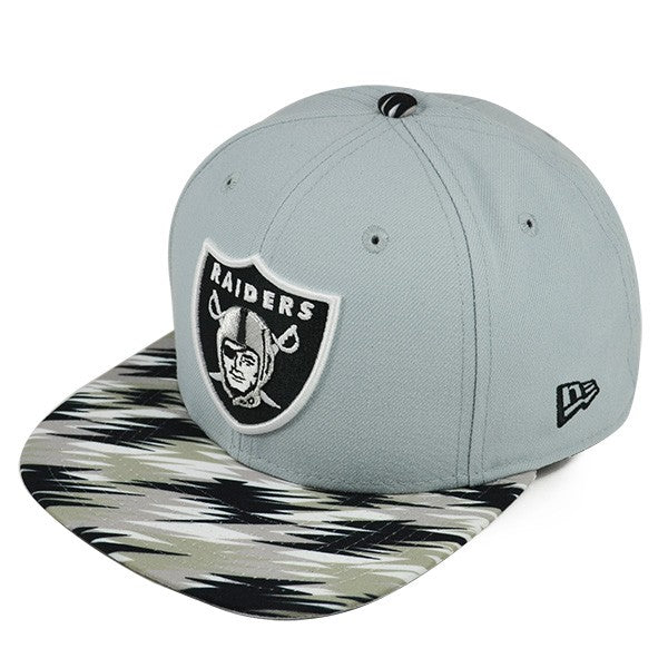 Oakland Raiders PRINT PLAY ABSTRACT SNAPBACK 9Fifty New Era NFL Hat