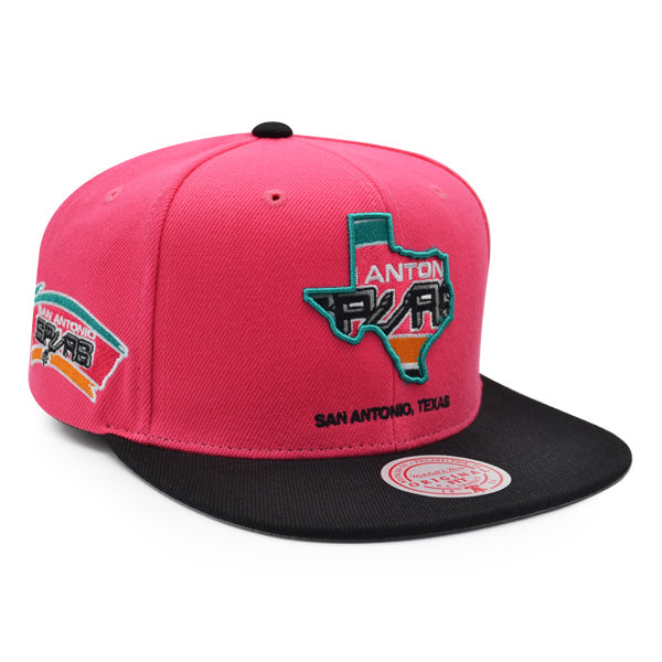 San Antonio Spurs Mitchell & Ness TEAM INSIDER Snapback Hat - Pink/Black