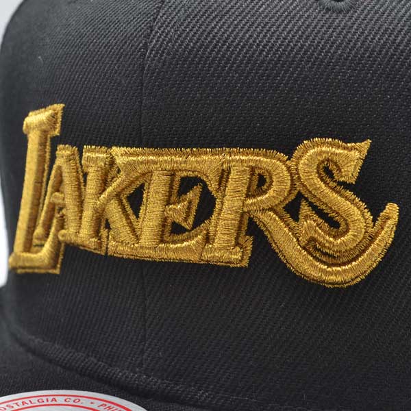 Los Angeles Lakers HWC Mitchell & Ness TRUE LUCK Snapback Hat - Black/Brick Gold