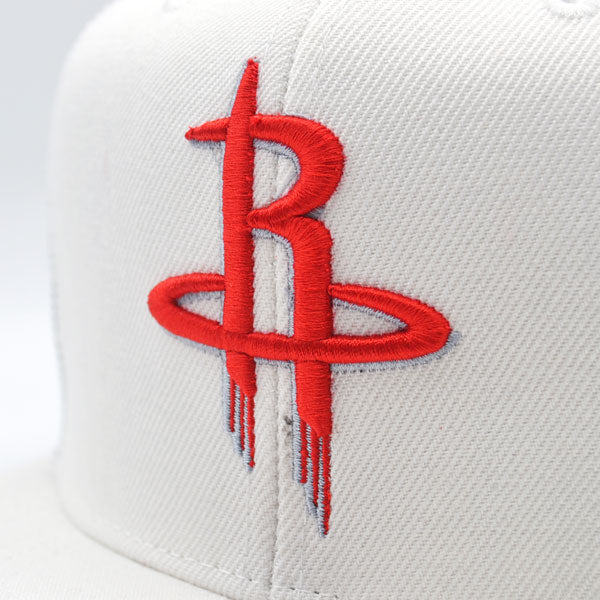 Houston Rockets NBA Mitchell & Ness COOL DOWN Trucker Mesh Snapback Hat - White/Red