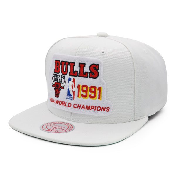 Jordan Days HWC Exclusive Mitchell & Ness Chicago Bulls 1991 NBA World Champions Locker Room Snapback Hat - White/Red