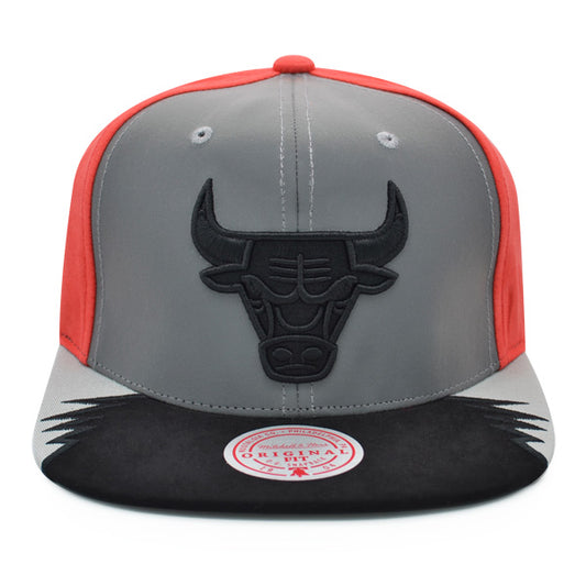 Chicago Bulls Exclusive Mitchell & Ness AIR JORDAN DAY 5 Snapback Hat - Reflective Gray/Black/Peach