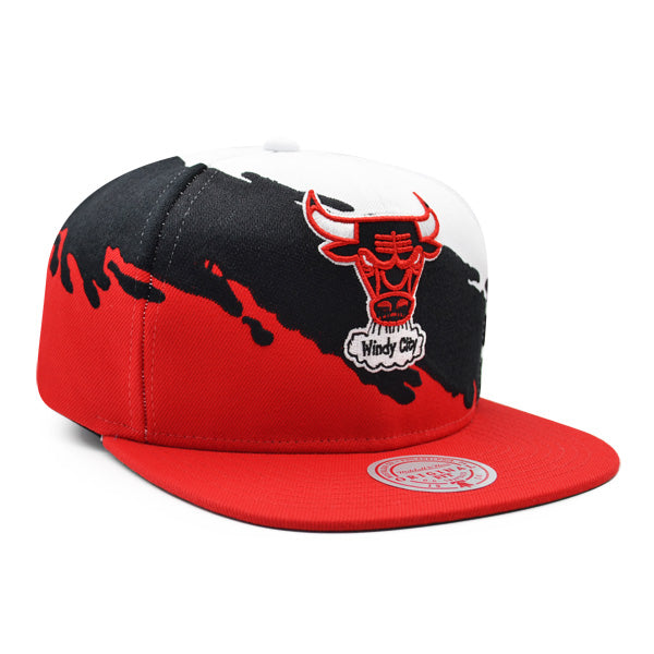 Chicago Bulls NBA Mitchell & Ness PAINTBRUSH Snapback Hat - Red/Black