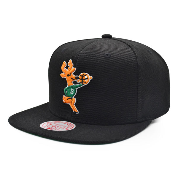 Milwaukee Bucks Mitchell & Ness RETRO BUCK Snapback Hat - Black/Green