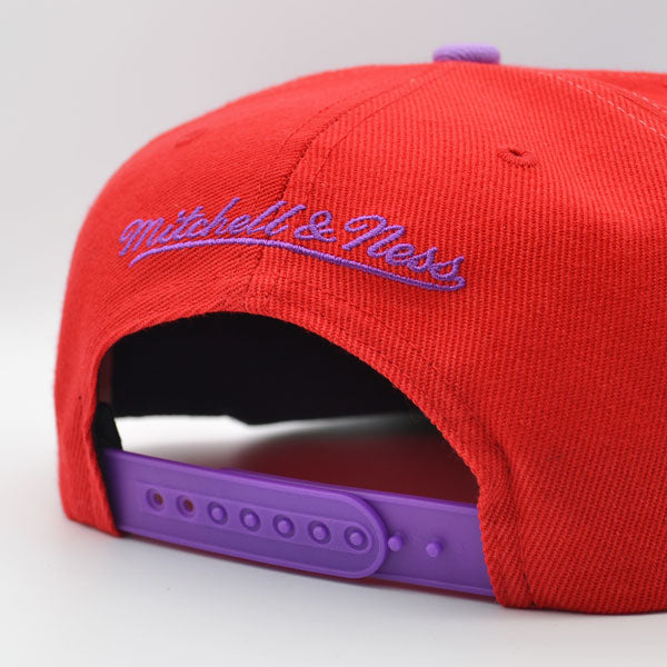 Toronto Raptors NBA Mitchell & Ness SHARKTOOTH Snapback Hat - Purple/Red