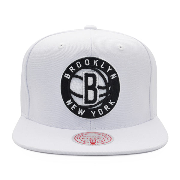 Brooklyn Nets Mitchell & Ness CLASSIC WHITE Snapback Hat - White/Black