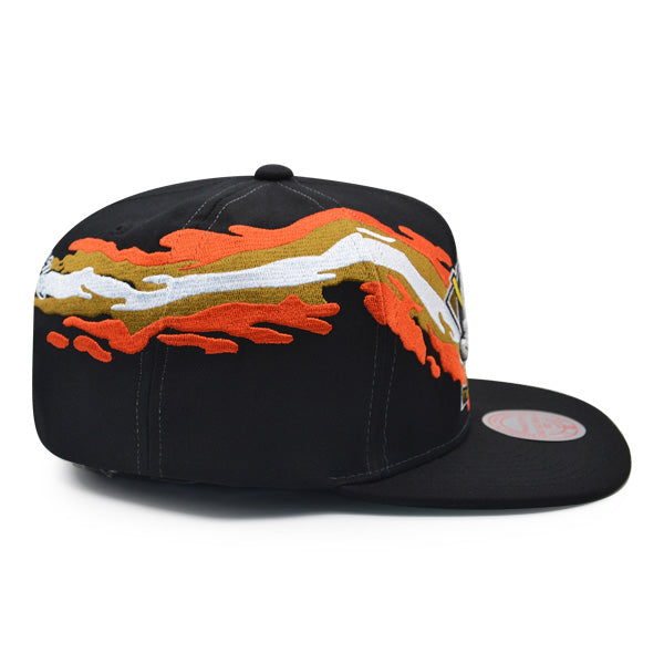 Anaheim Ducks NHL Mitchell & Ness VINTAGE PAINTBRUSH Snapback Hat - Black/Orange