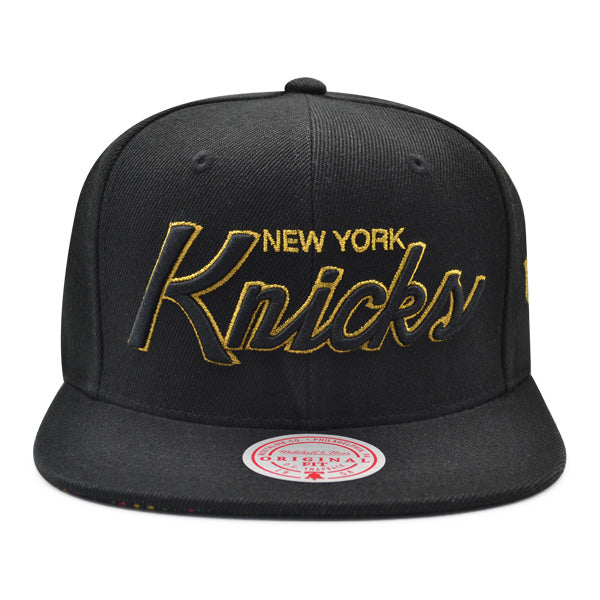 New York Knicks Mitchell & Ness BHM Script Snapback Hat - Black/Metallic Gold