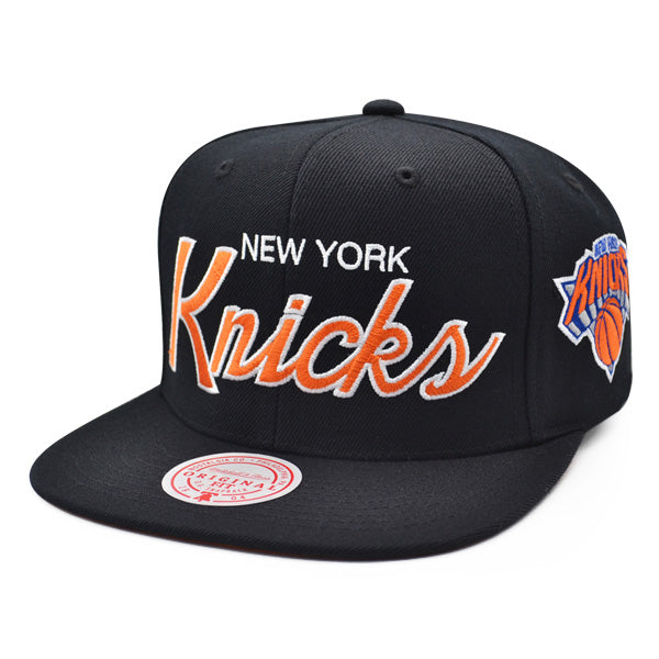 New York Knicks Mitchell & Ness TEAM SCRIPT Snapback Hat - Black/Orange