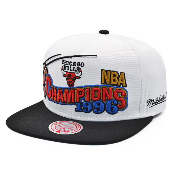 Jordan Days HWC Exclusive Mitchell & Ness Chicago Bulls 1996 NBA Champions Locker Room WAVE Snapback Hat - White