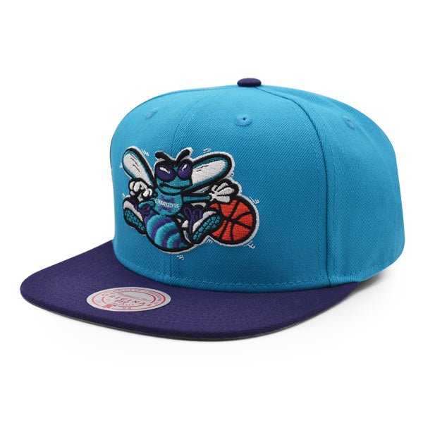 Charlotte Hornets Mitchell & Ness JUMBOTRON Snapback Hat - Vice Blue/Purple