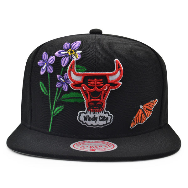Chicago Bulls Mitchell & Ness FLOWER TIME Snapback HWC Hat - Black/Red