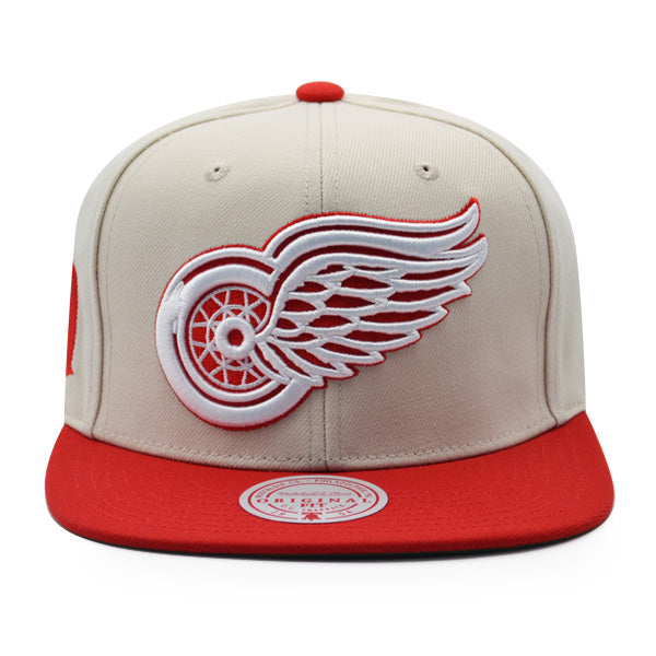 Detroit Red Wings Mitchell & Ness NHL CHROME TIME Snapback Adjustable Hat - Chrome/Red