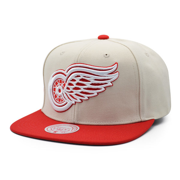 Detroit Red Wings Mitchell & Ness NHL CHROME TIME Snapback Adjustable Hat - Chrome/Red