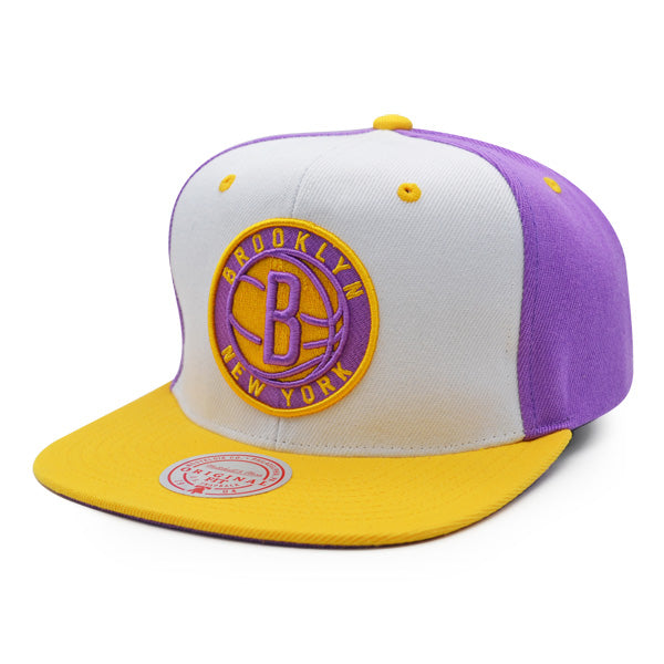 Brooklyn Nets Mitchell & Ness BROTHERHOOD Snapback Hat - White/Yellow/Light Purple