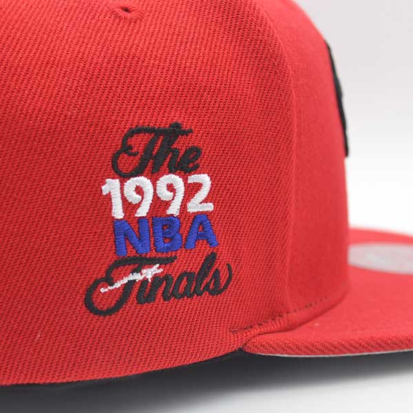 Chicago Bulls 1992 NBA Finals Champions Mitchell & Ness Snapback Hat - Red