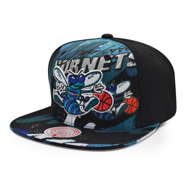 Charlotte Hornets Mitchell & Ness HYPER LOOPS Snapback Hat - Black/Teal