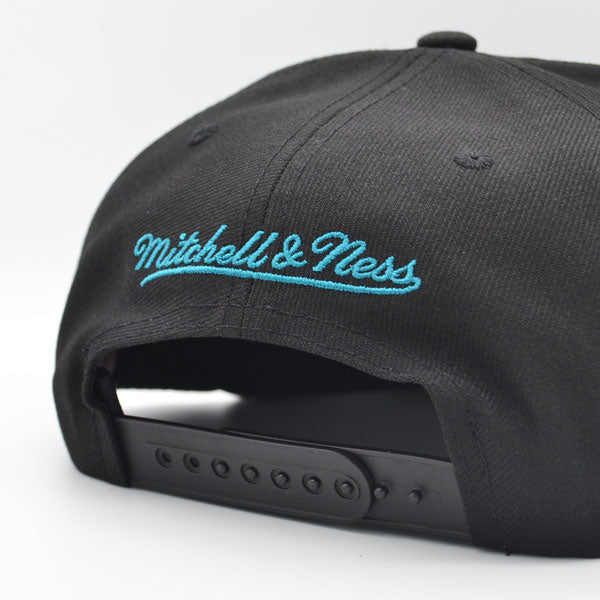 Charlotte Hornets Mitchell & Ness HYPER LOOPS Snapback Hat - Black/Teal